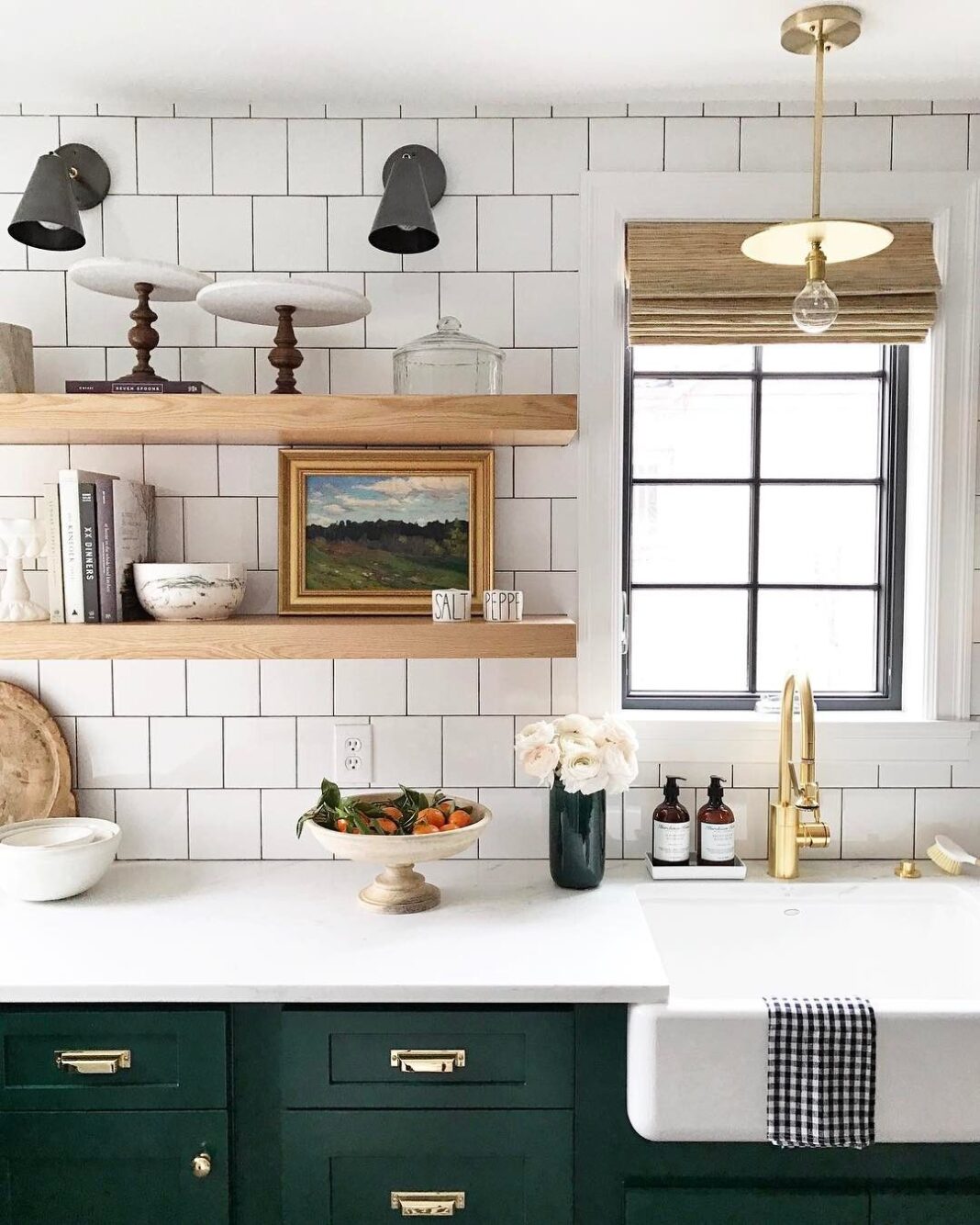 10 Best Small Kitchen Decorating Ideas