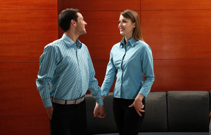 How Companies Should Handle Office Romance